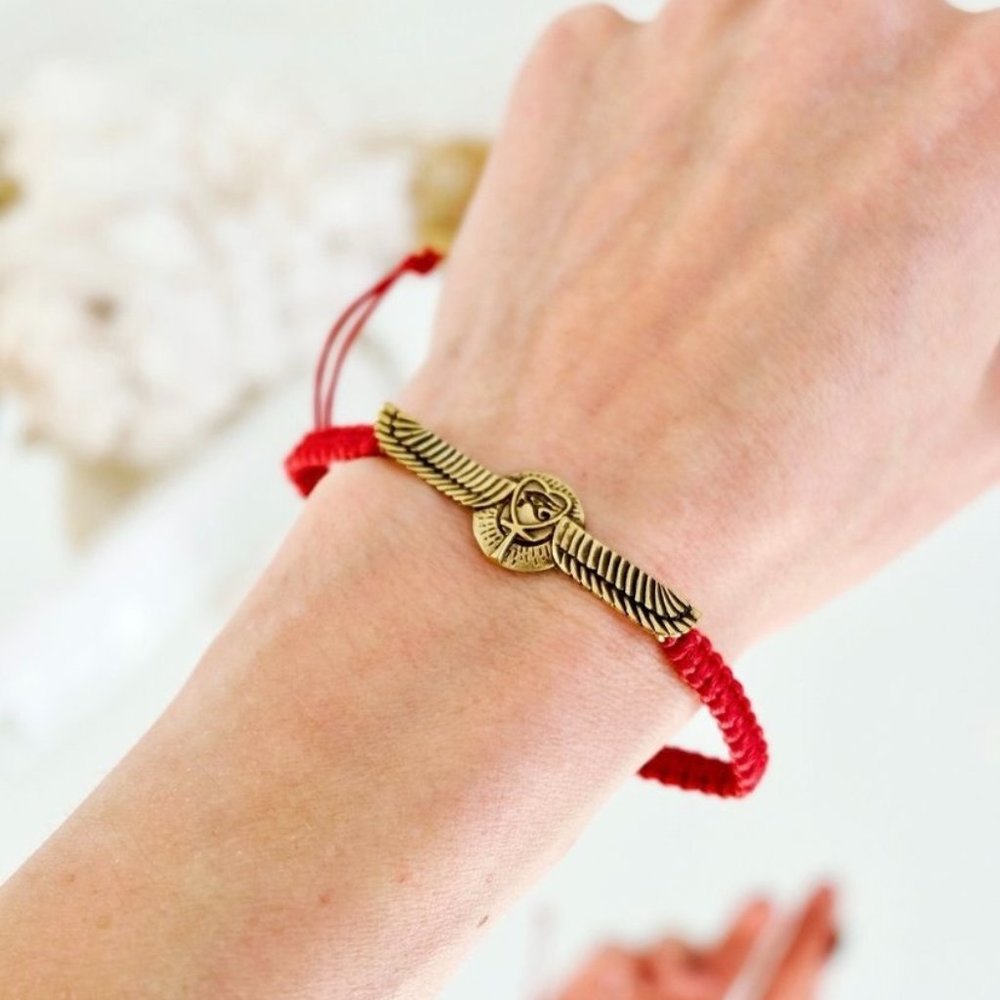 ✨ NWT: Isis Eternal Love Bracelet ✨